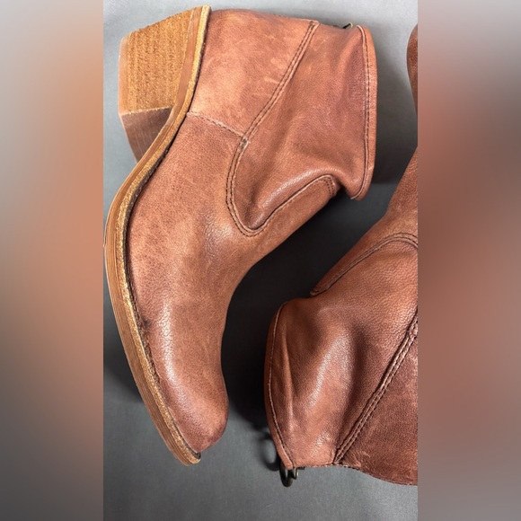 Sofft Aisley Western Booties Size 7 Color Cafe - Picture 7 of 13